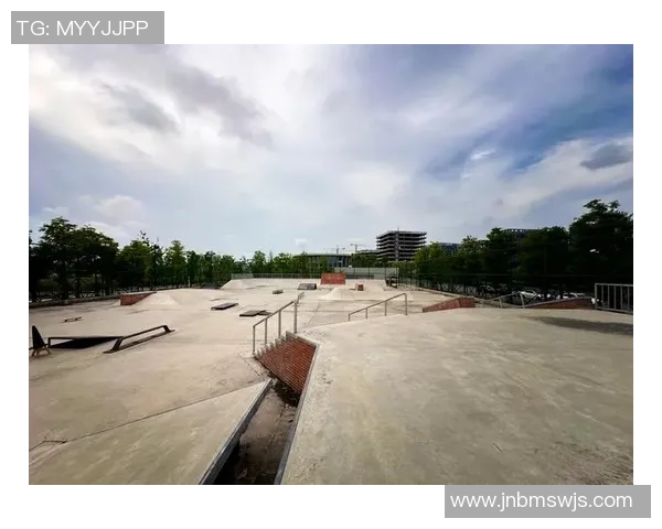 李军独家分享滑板心得与技巧助你轻松掌握滑板运动的乐趣与挑战