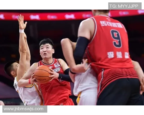 深入分析上海篮球队与深圳篮球队的实力对比与赛后复盘