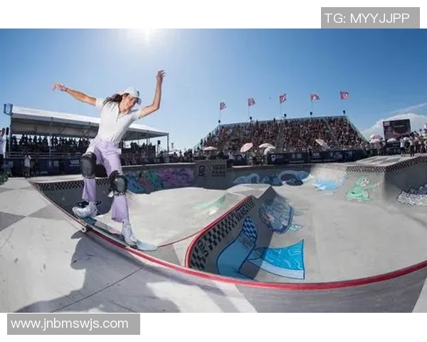 武汉飞盘队在滑板精英赛中以62分稳居积分榜首位 武汉飞盘队在滑板精英赛中以62分稳居积分榜首位