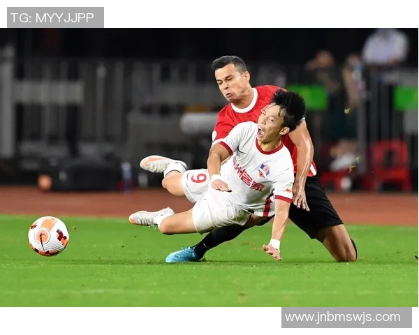 西安足球队与成都足球队耐力对决赛后分析与总结